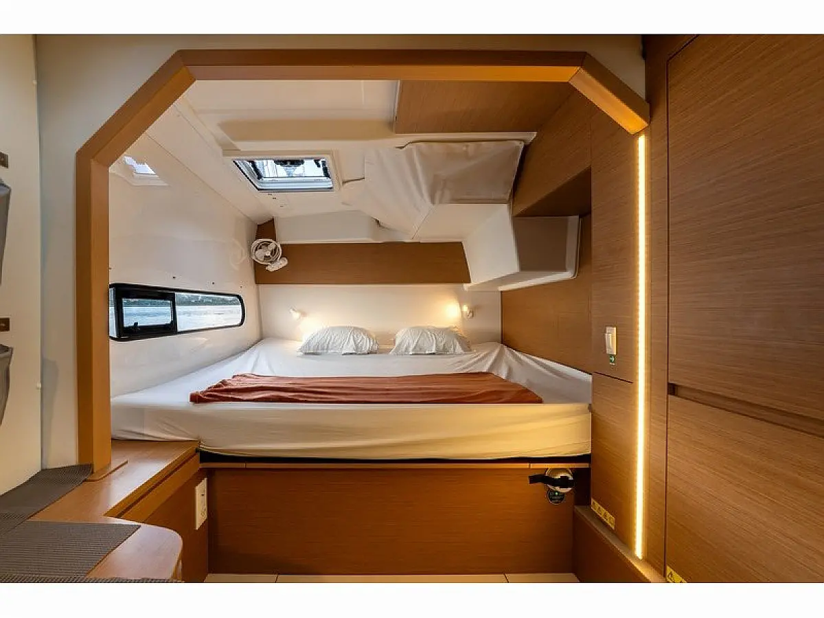 Excess 11 (Owners Version) - Be Happy  - Internal image